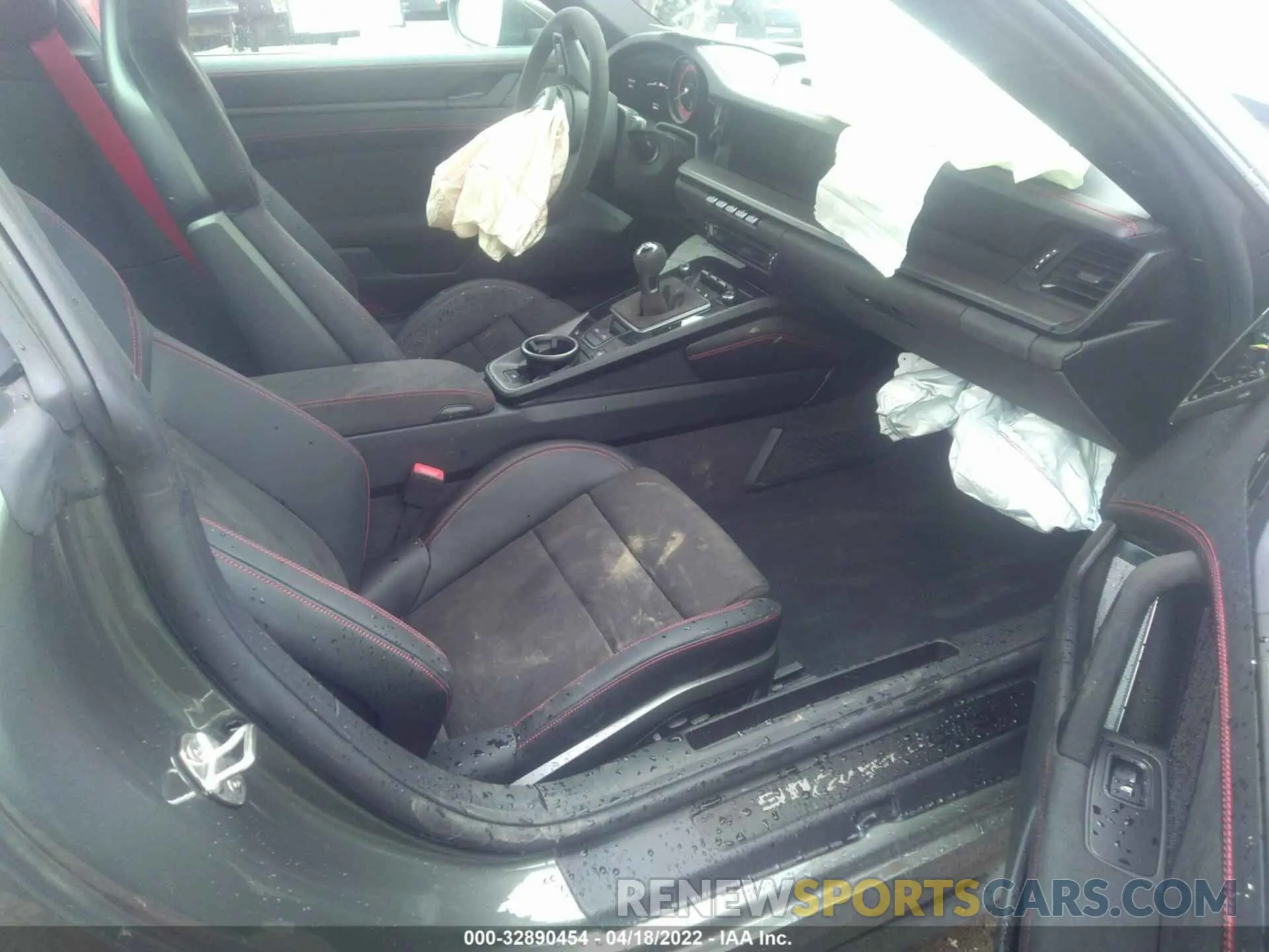 5 fotografías del automóvil dañado WP0BB2A94NS231748 PORSCHE 911 2022