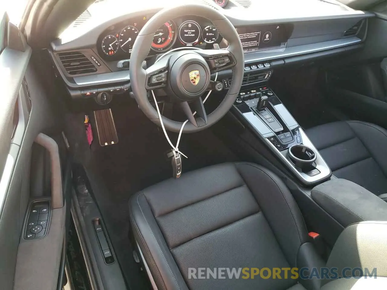 8 fotografías del automóvil dañado WP0BB2A98NS232515 PORSCHE 911 2022