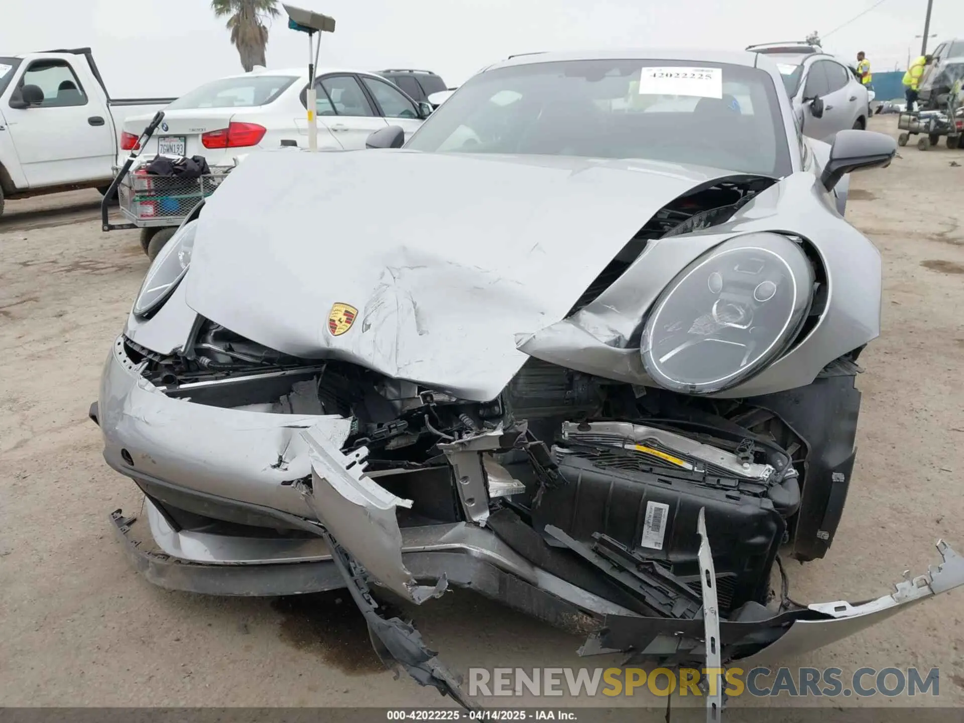 6 fotografías del automóvil dañado WP0AA2A93PS206048 PORSCHE 911 2023