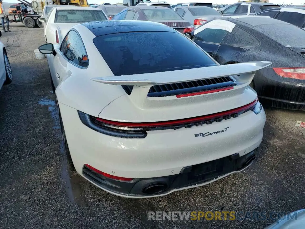 6 fotografías del automóvil dañado WP0AA2A9XRS210035 PORSCHE 911 2024