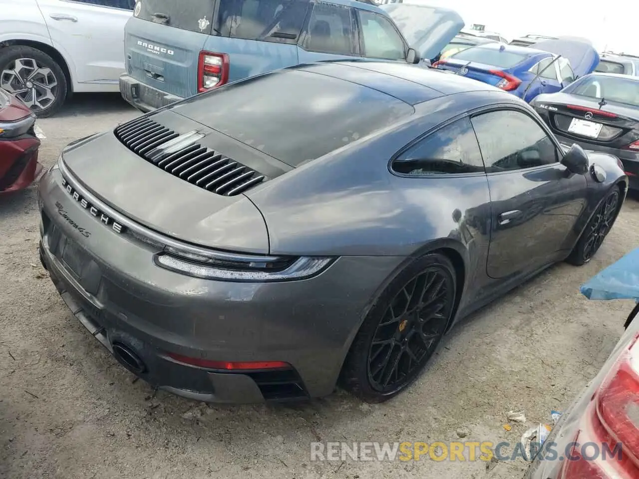3 fotografías del automóvil dañado WP0AB2A98RS219023 PORSCHE 911 2024