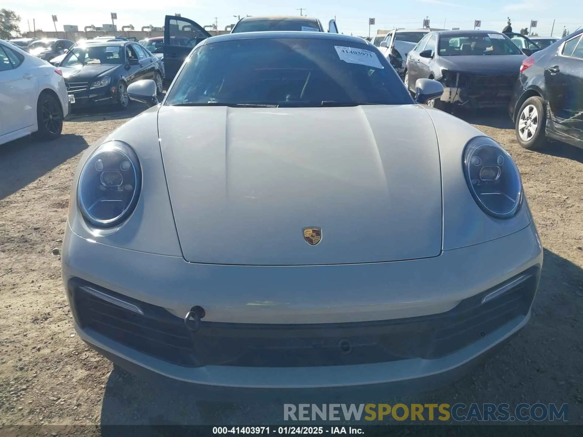 12 fotografías del automóvil dañado WP0AB2A99RS220309 PORSCHE 911 2024