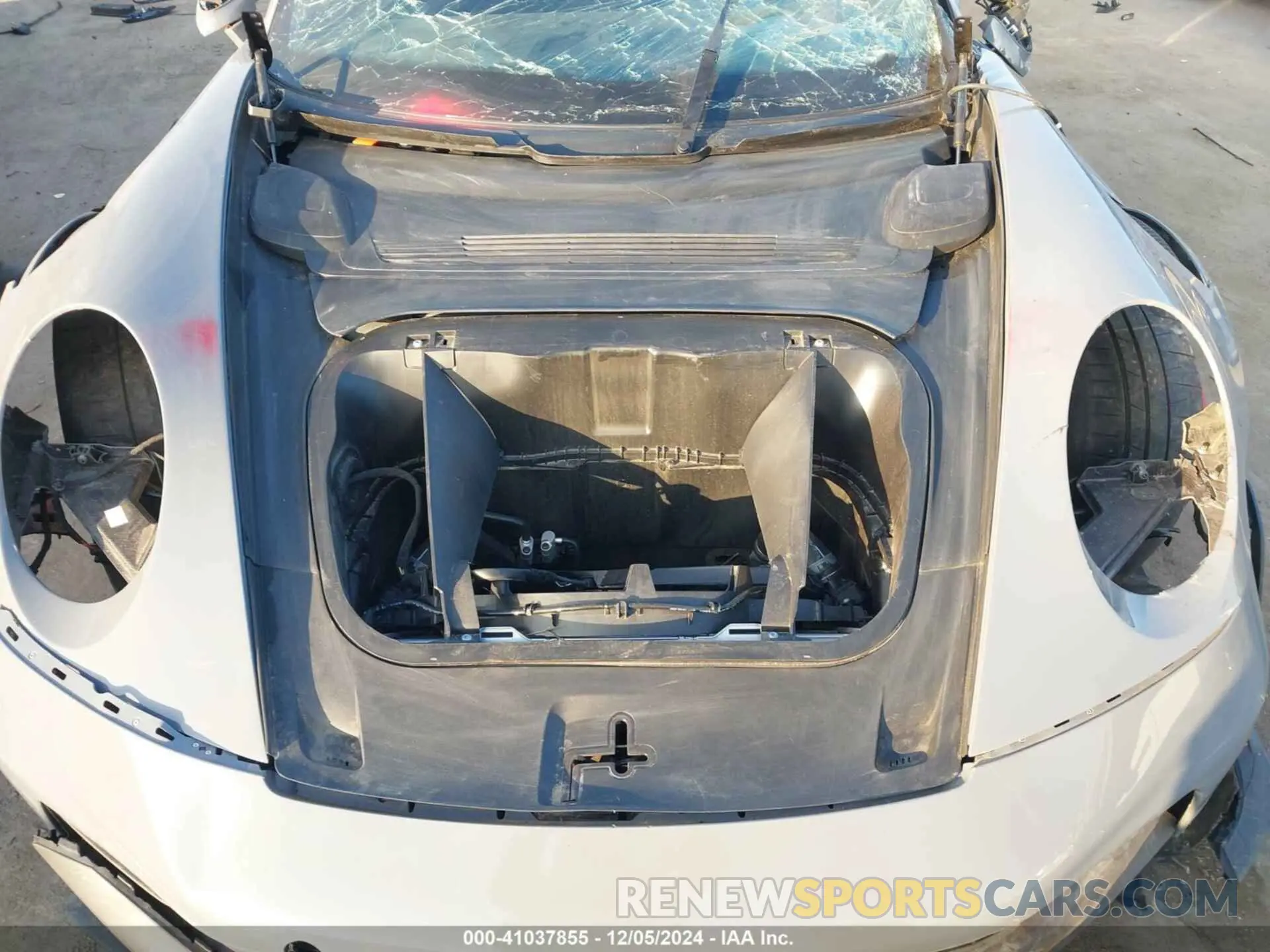 10 fotografías del automóvil dañado WP0AF2A9XRS272181 PORSCHE 911 2024