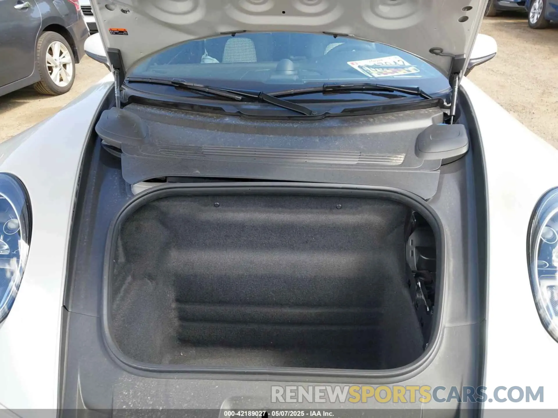 10 fotografías del automóvil dañado WP0BB2A95RS234549 PORSCHE 911 2024