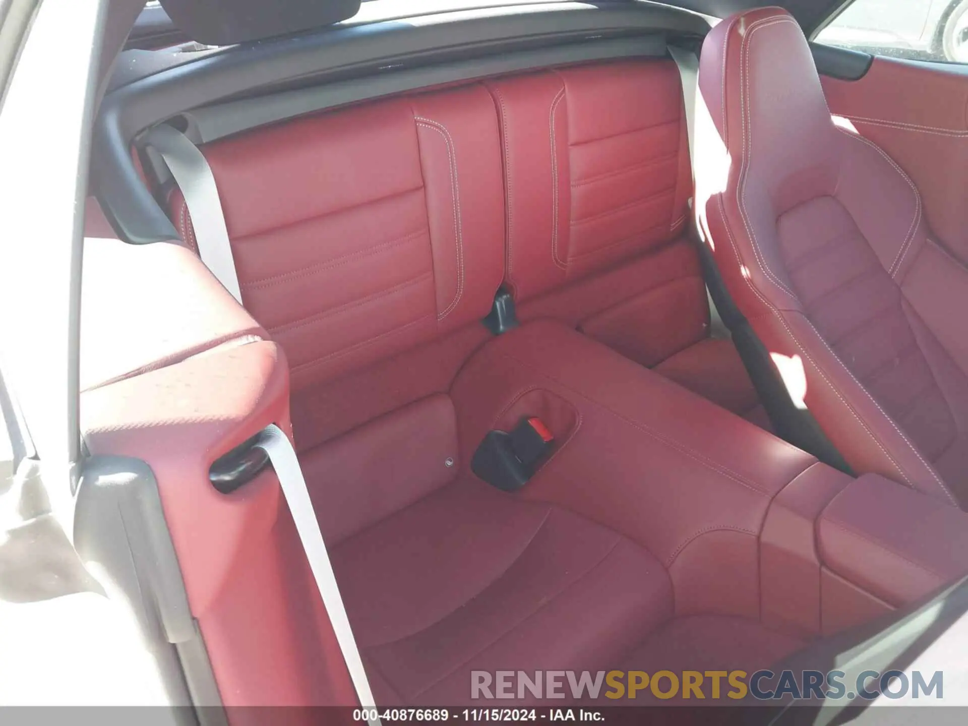 8 fotografías del automóvil dañado WP0CD2A95RS258025 PORSCHE 911 2024