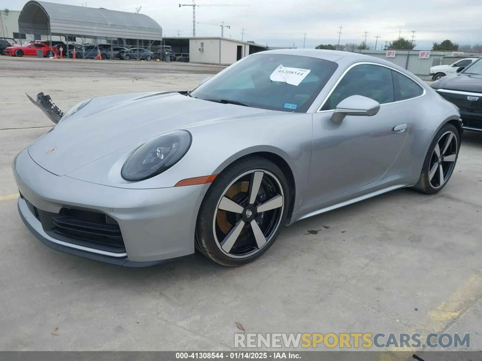 2 fotografías del automóvil dañado WP0AA2A90SS206758 PORSCHE 911 2025