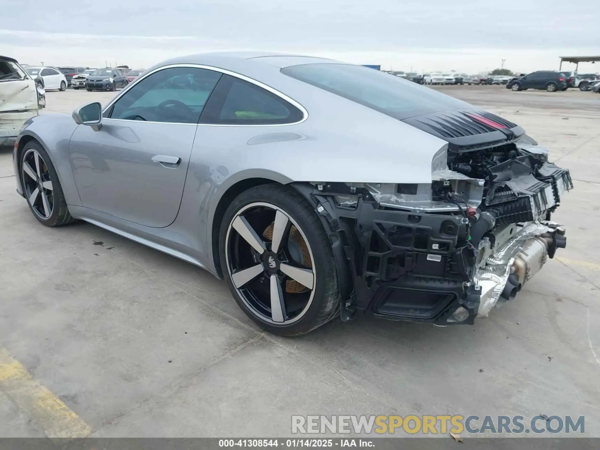 3 fotografías del automóvil dañado WP0AA2A90SS206758 PORSCHE 911 2025