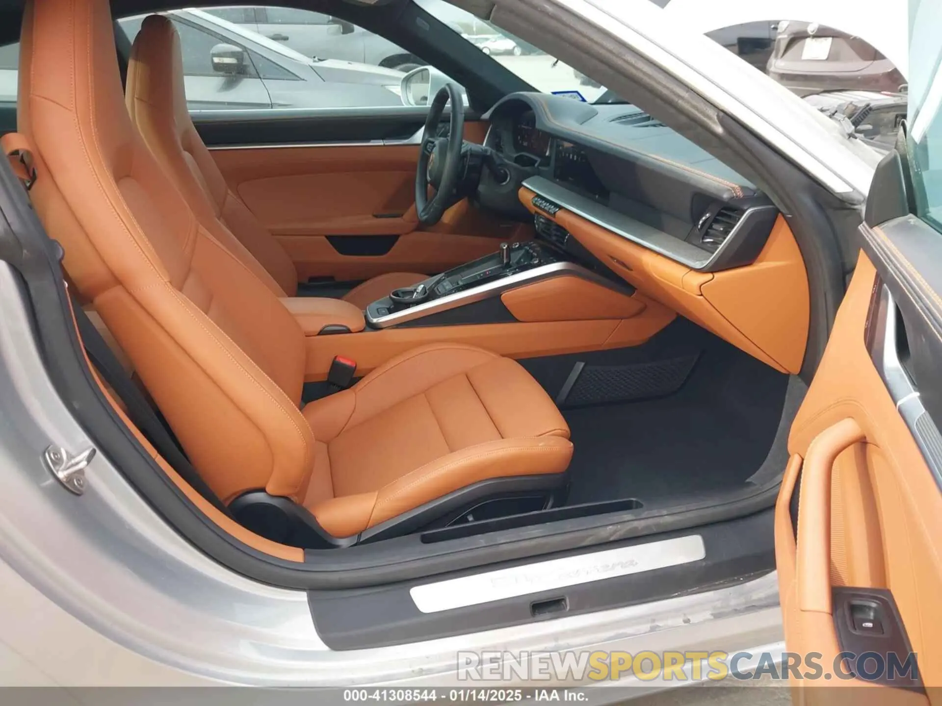 5 fotografías del automóvil dañado WP0AA2A90SS206758 PORSCHE 911 2025