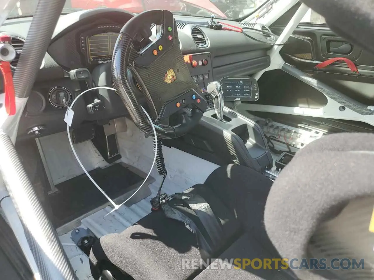 8 fotografías del automóvil dañado WP0ZZZ98ZLK299611 PORSCHE BOXSTER 2020