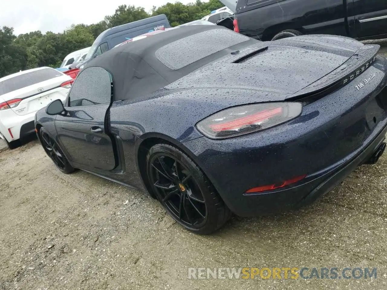 2 fotografías del automóvil dañado WP0CA2A80MS210263 PORSCHE BOXSTER 2021