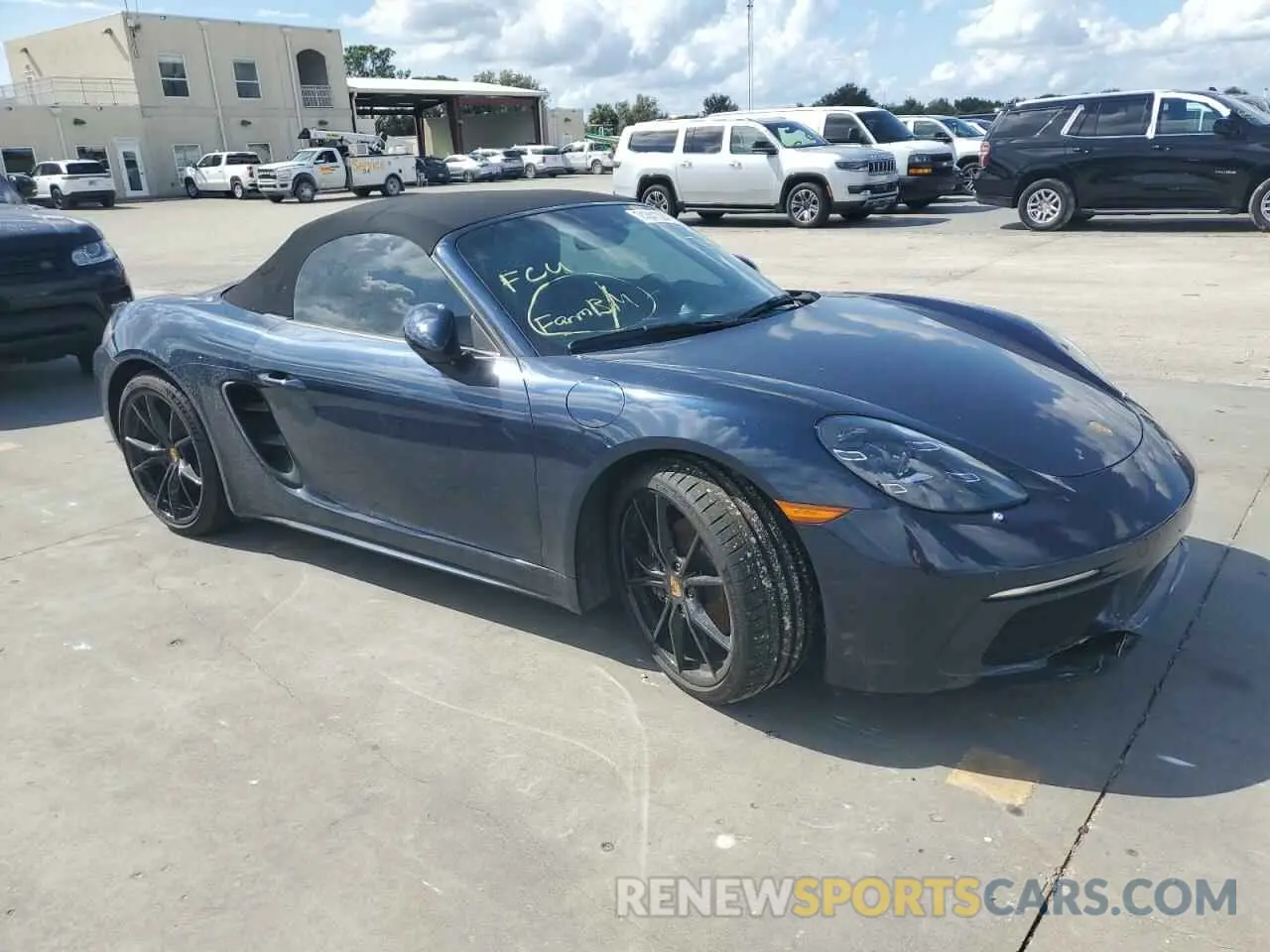 4 fotografías del automóvil dañado WP0CA2A80MS210263 PORSCHE BOXSTER 2021