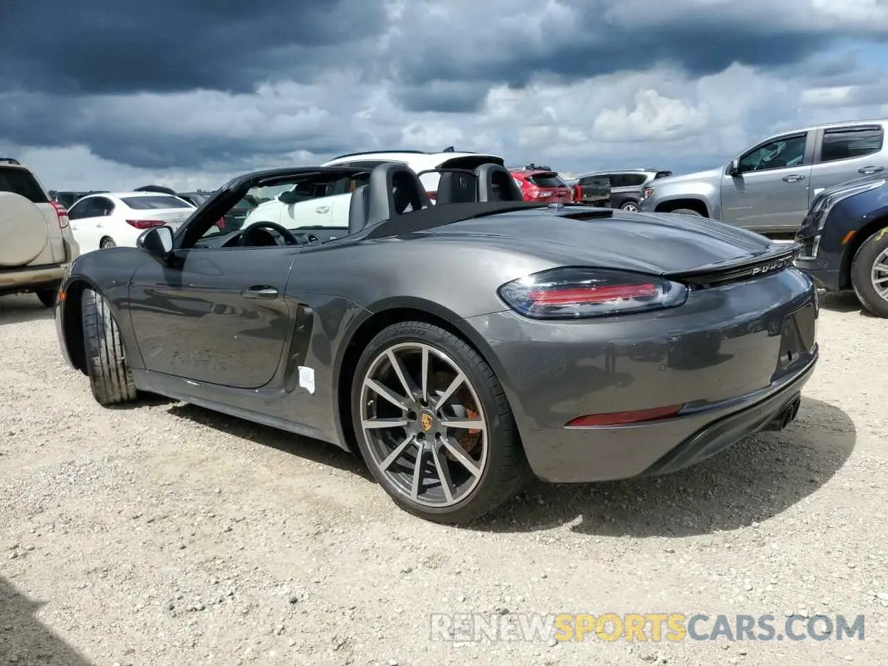 2 fotografías del automóvil dañado WP0CA2A83MS210421 PORSCHE BOXSTER 2021