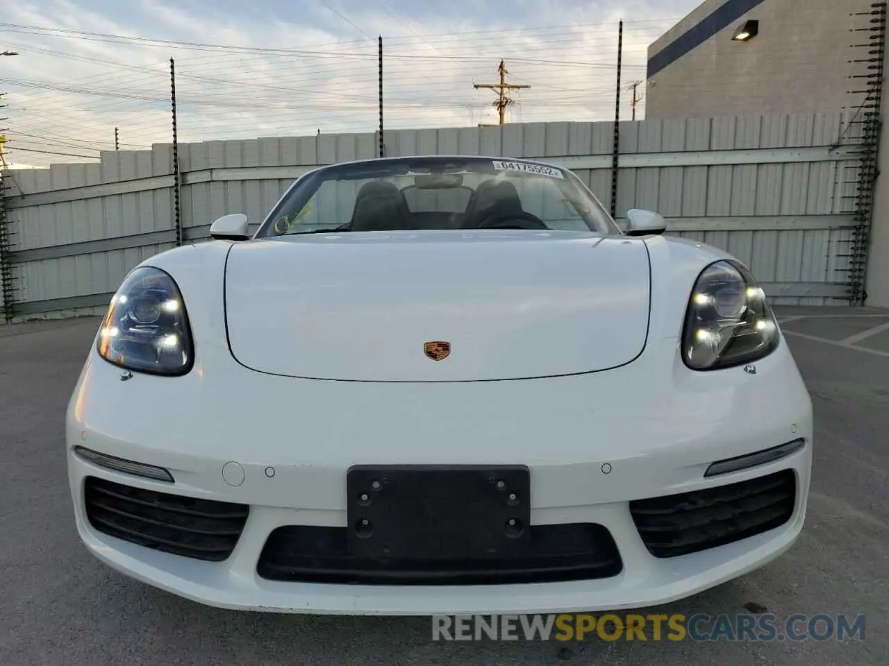 9 fotografías del automóvil dañado WP0CA2A86MS210428 PORSCHE BOXSTER 2021