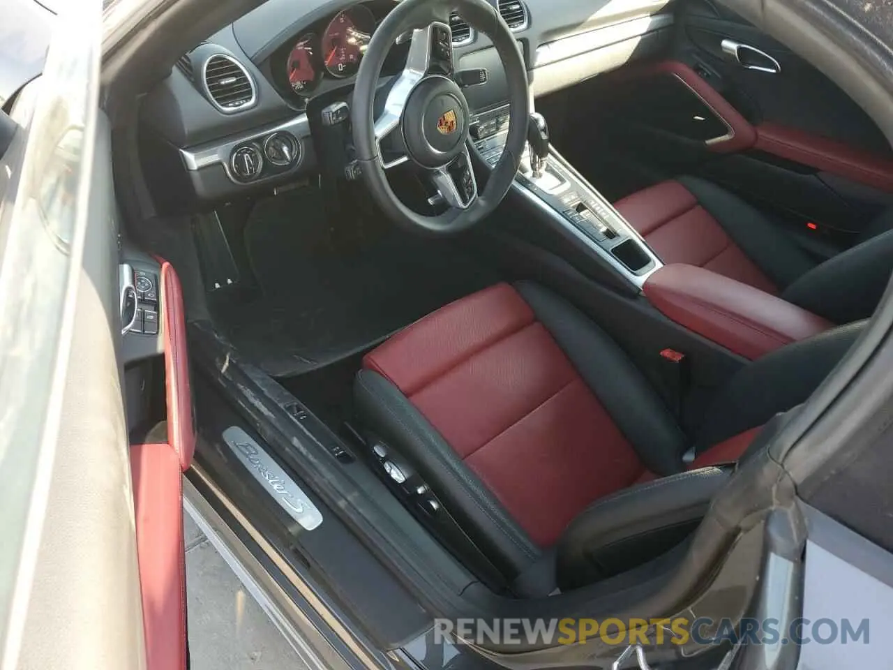 8 fotografías del automóvil dañado WP0CB2A82MS225098 PORSCHE BOXSTER 2021