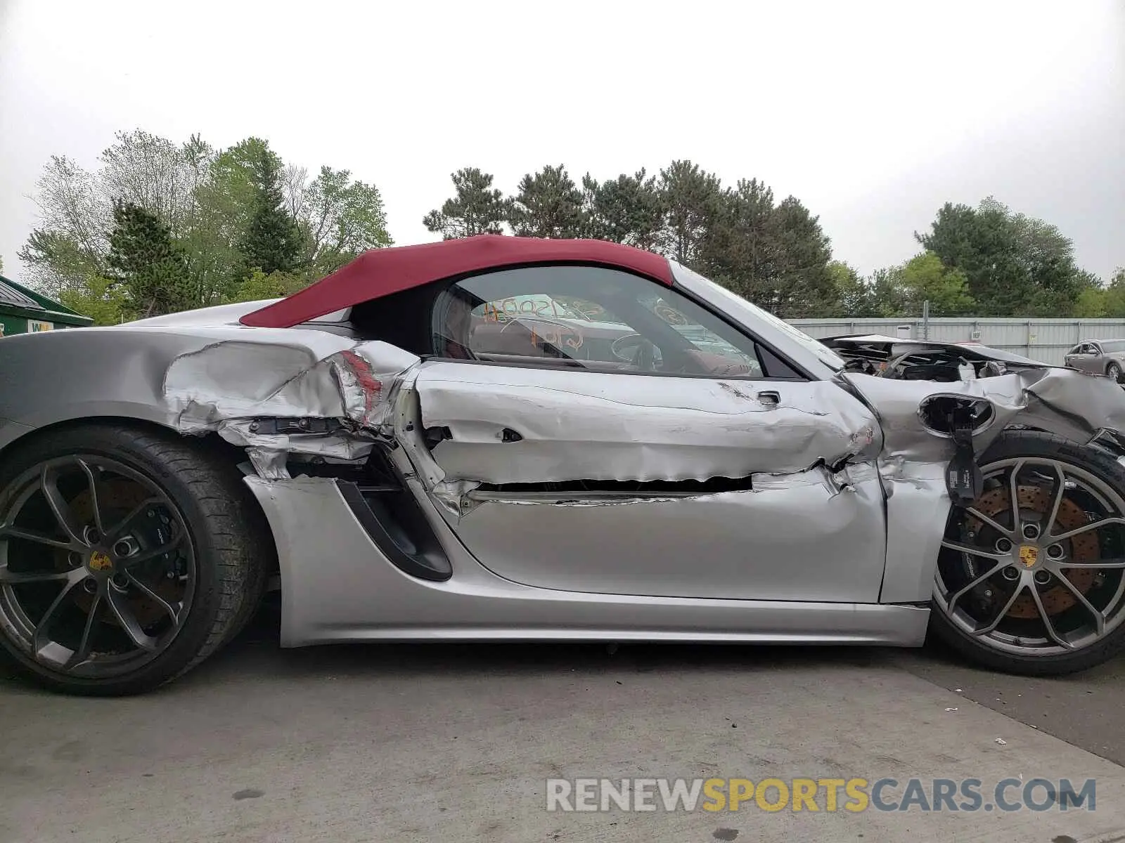 9 fotografías del automóvil dañado WP0CC2A89MS240419 PORSCHE BOXSTER 2021