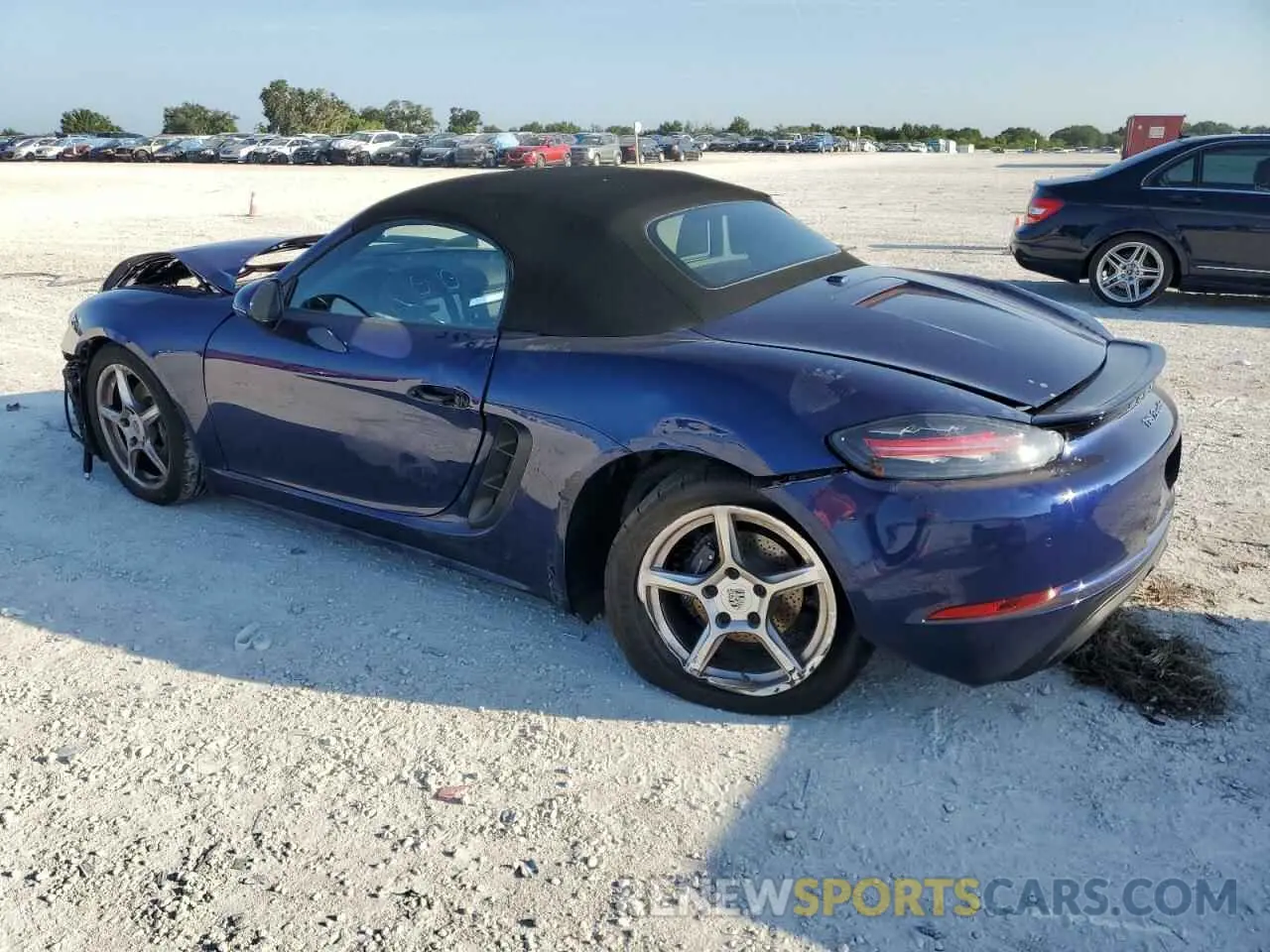 2 fotografías del automóvil dañado WP0CA2A84RK205249 PORSCHE BOXSTER 2024