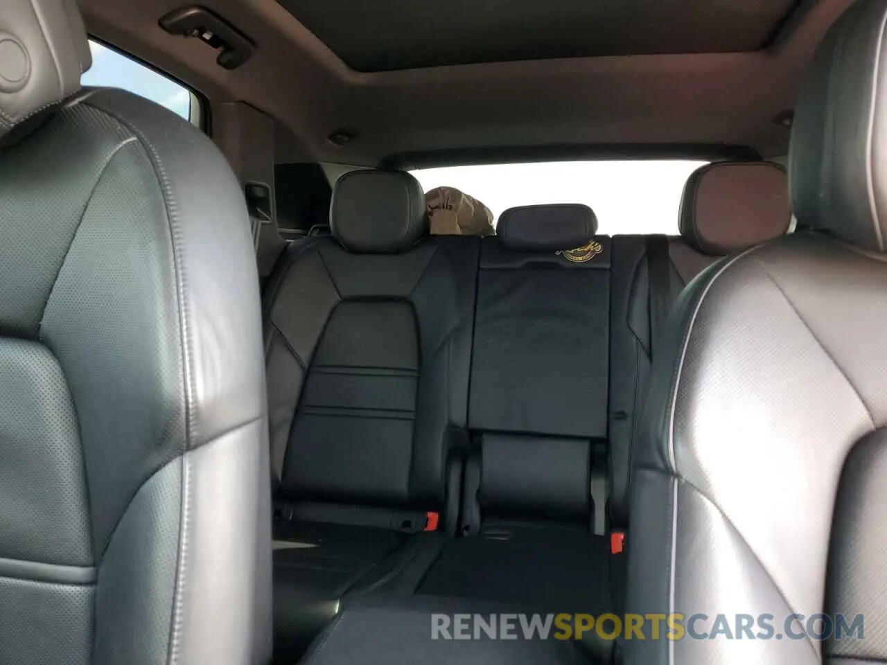 10 fotografías del automóvil dañado WP1AA2AY1KDA10242 PORSCHE CAYENNE 2019