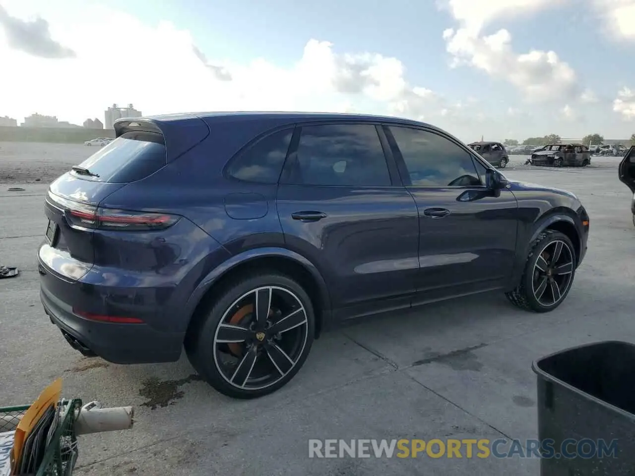 3 fotografías del automóvil dañado WP1AA2AY1KDA10242 PORSCHE CAYENNE 2019
