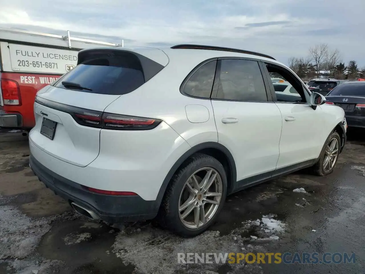 3 fotografías del automóvil dañado WP1AA2AY1KDA15490 PORSCHE CAYENNE 2019
