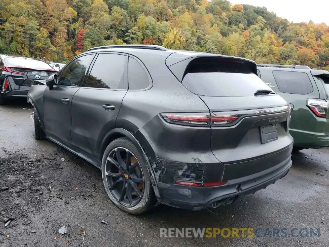 3 fotografías del automóvil dañado WP1AA2AY1KDA19362 PORSCHE CAYENNE 2019