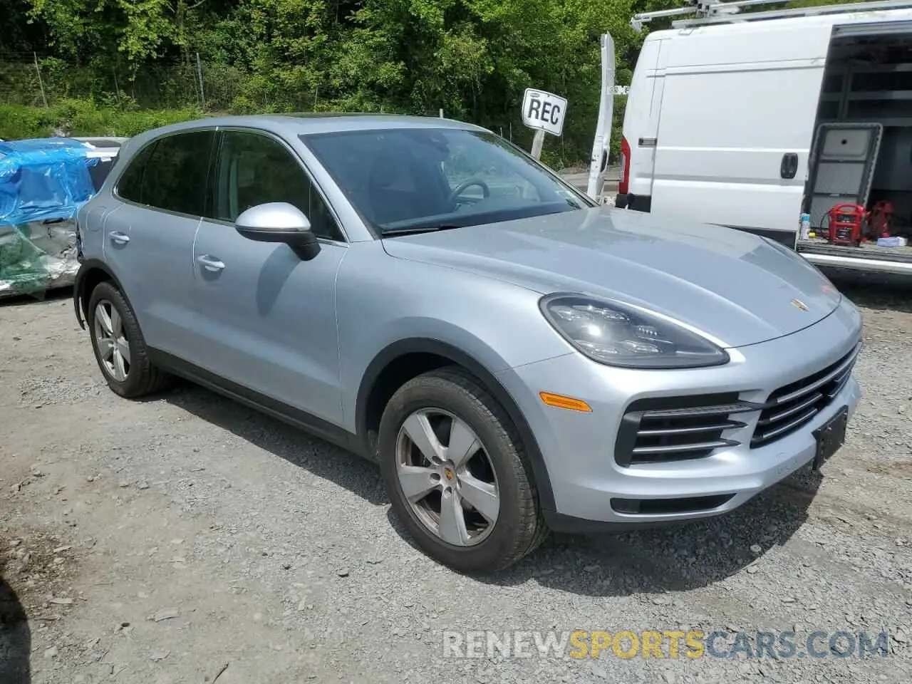 4 fotografías del automóvil dañado WP1AA2AY2KDA06944 PORSCHE CAYENNE 2019