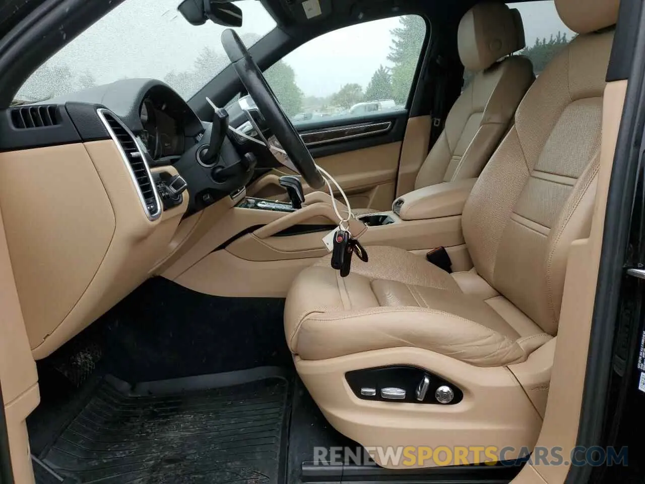 7 fotografías del automóvil dañado WP1AA2AY2KDA10542 PORSCHE CAYENNE 2019