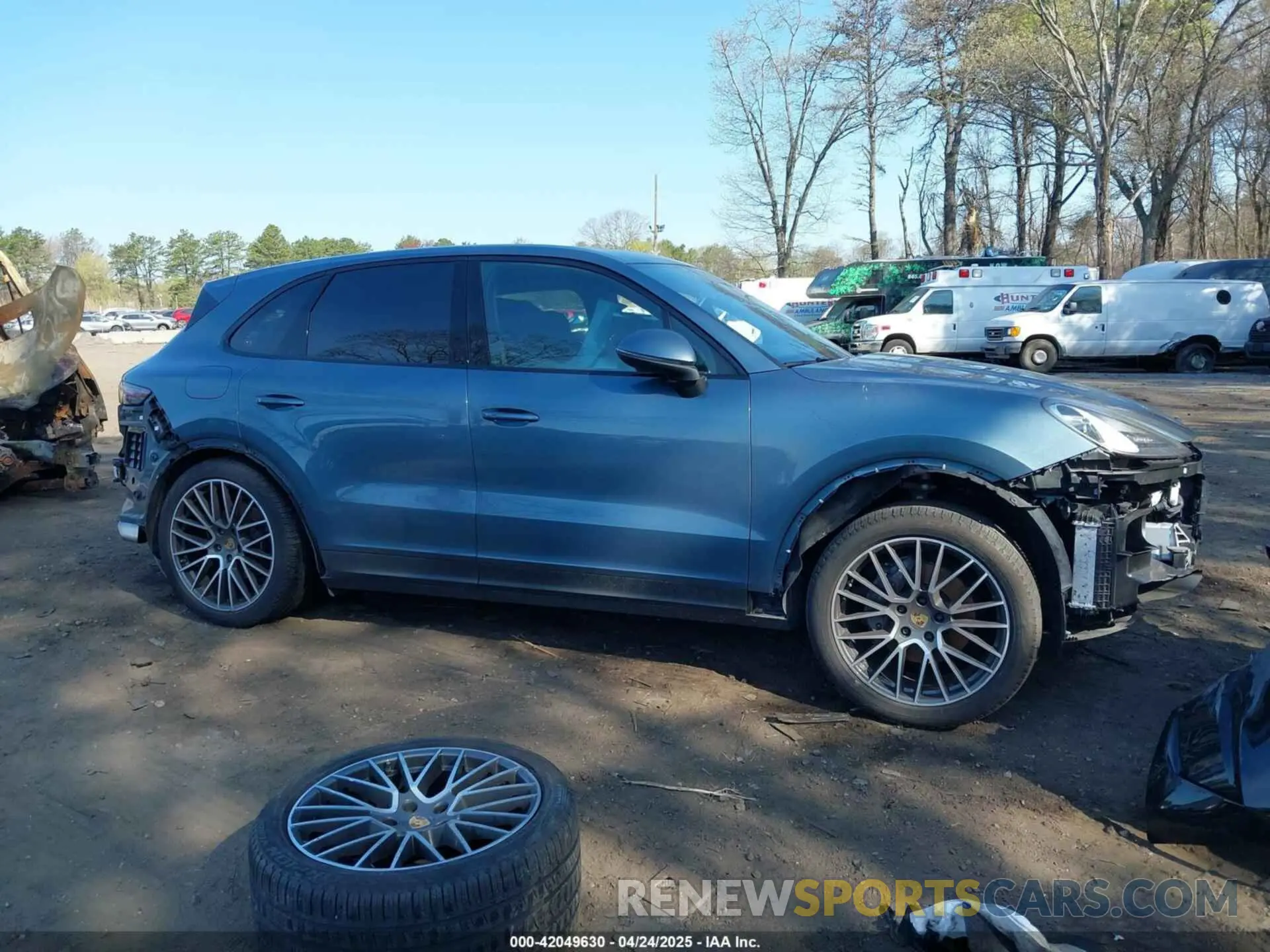 13 fotografías del automóvil dañado WP1AA2AY2KDA14302 PORSCHE CAYENNE 2019