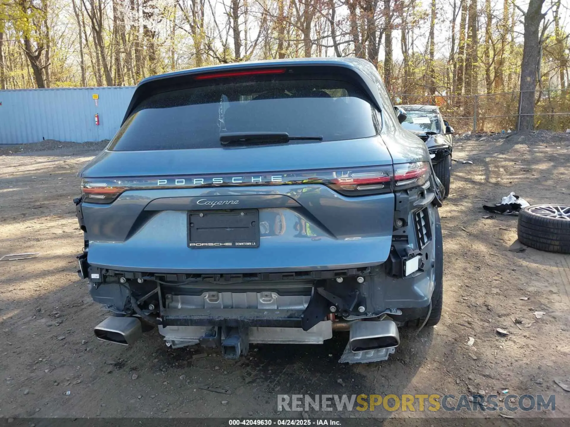 16 fotografías del automóvil dañado WP1AA2AY2KDA14302 PORSCHE CAYENNE 2019