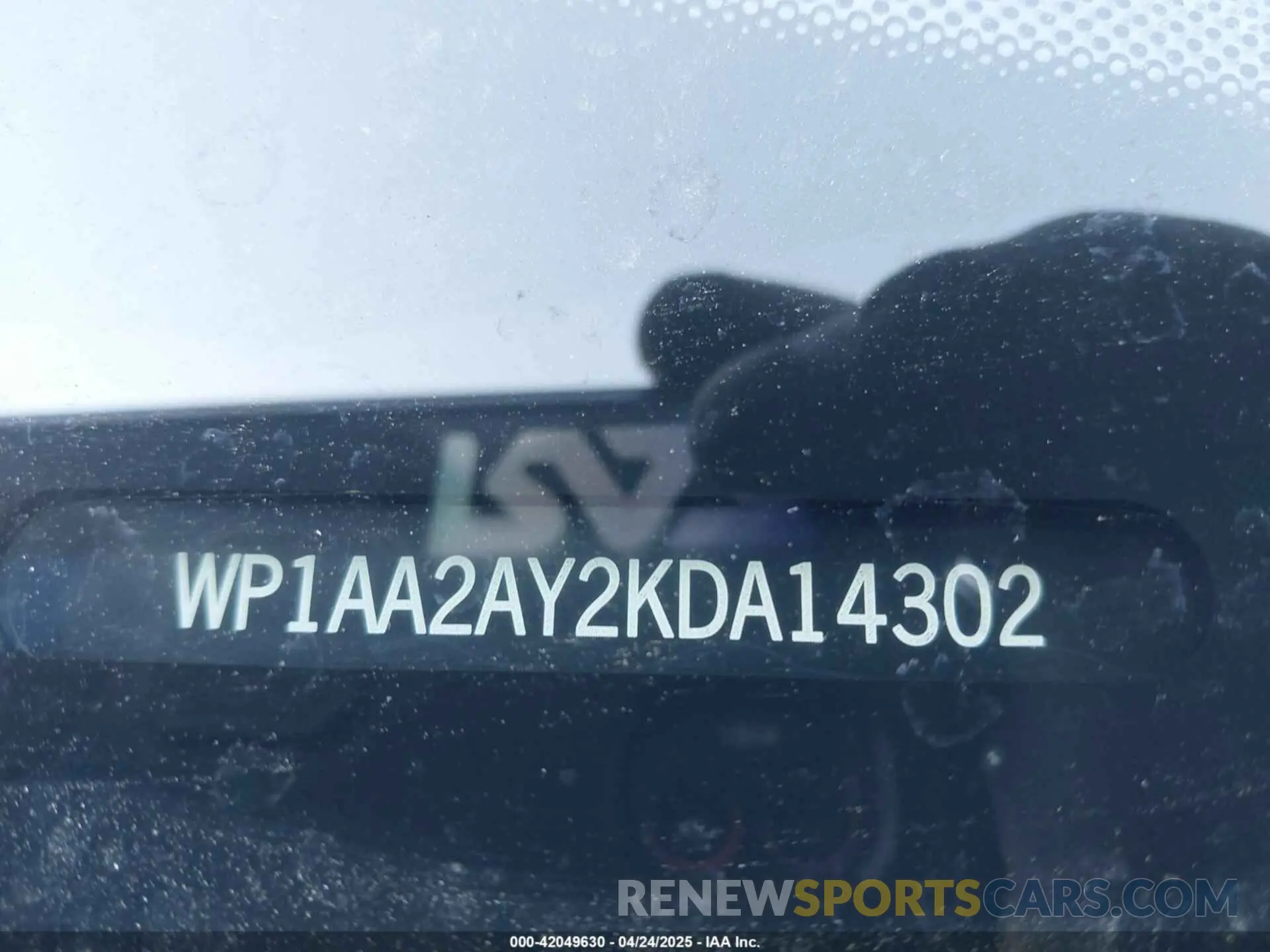 17 fotografías del automóvil dañado WP1AA2AY2KDA14302 PORSCHE CAYENNE 2019