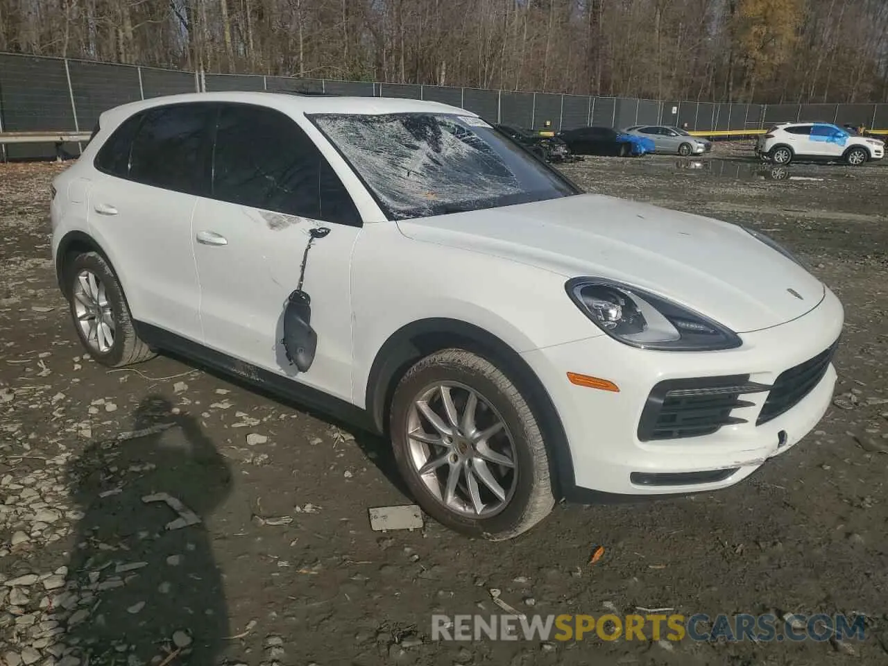 4 fotografías del automóvil dañado WP1AA2AY3KDA05219 PORSCHE CAYENNE 2019