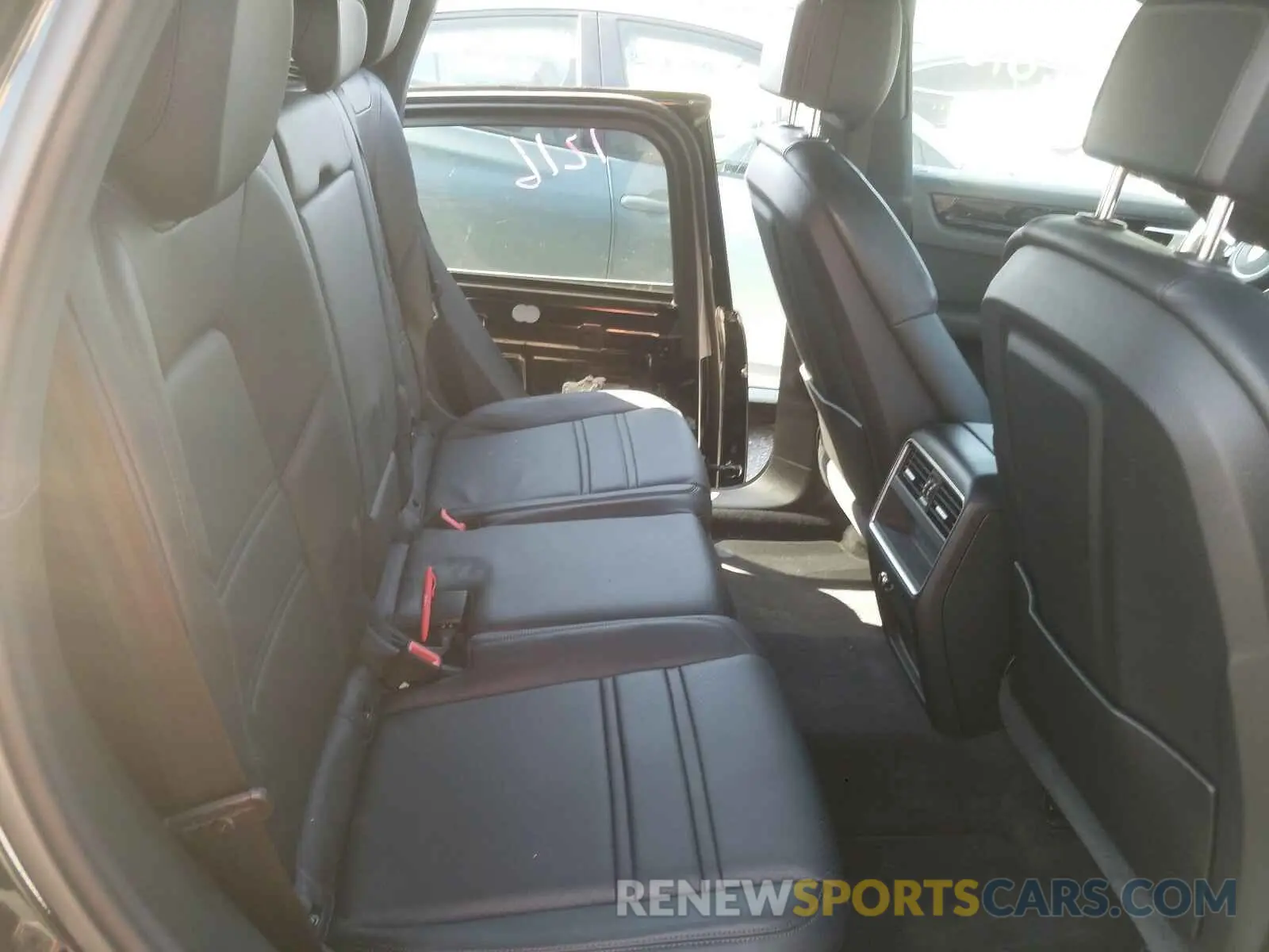 6 fotografías del automóvil dañado WP1AA2AY3KDA06693 PORSCHE CAYENNE 2019