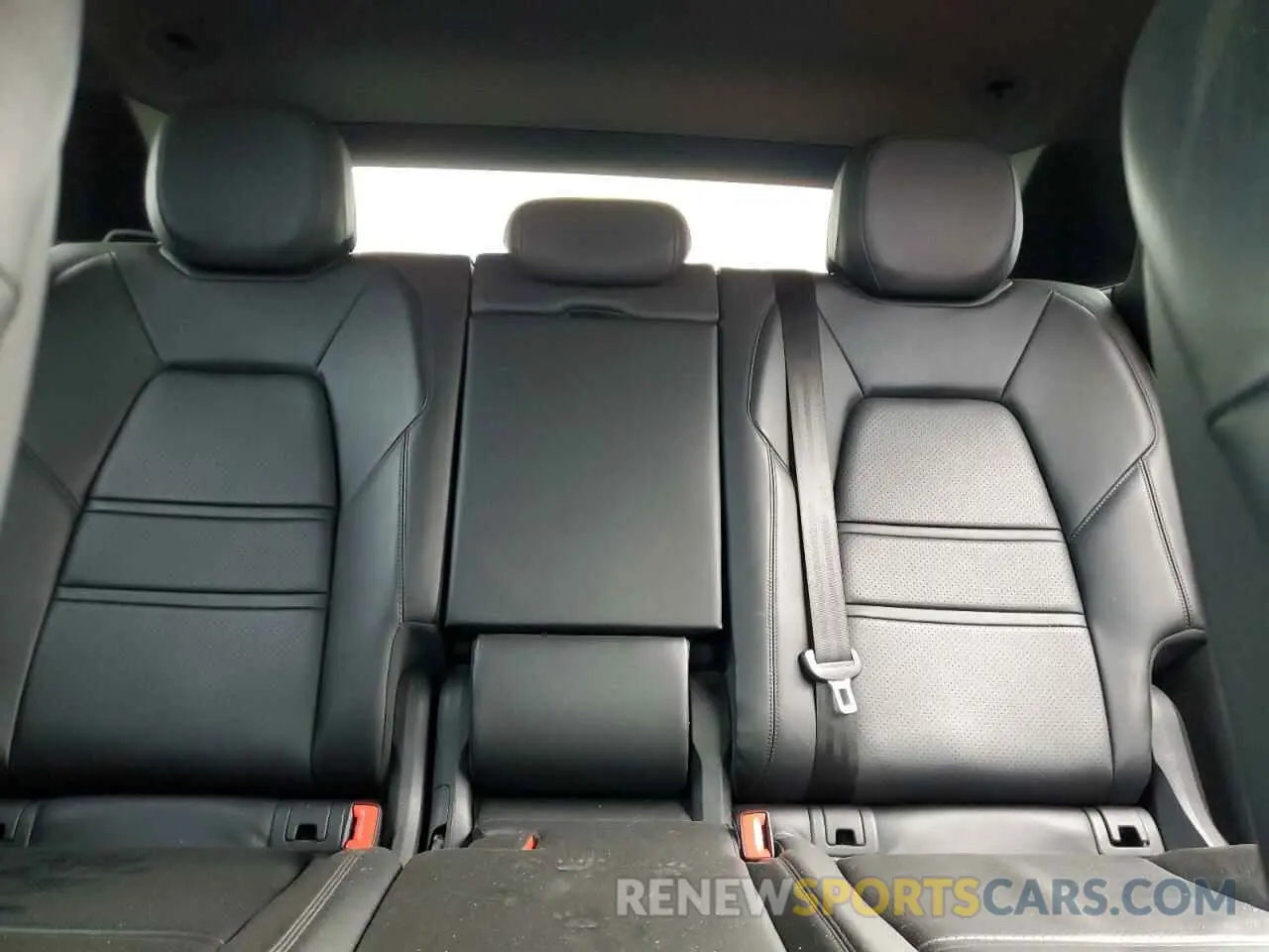 10 fotografías del automóvil dañado WP1AA2AY4KDA01261 PORSCHE CAYENNE 2019