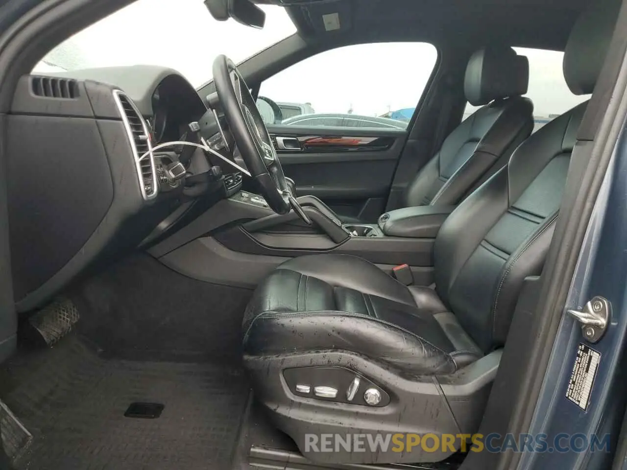 7 fotografías del automóvil dañado WP1AA2AY4KDA01261 PORSCHE CAYENNE 2019