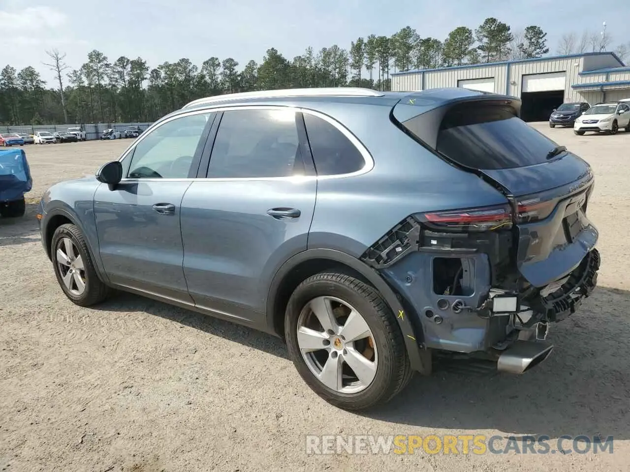 2 fotografías del automóvil dañado WP1AA2AY4KDA04113 PORSCHE CAYENNE 2019