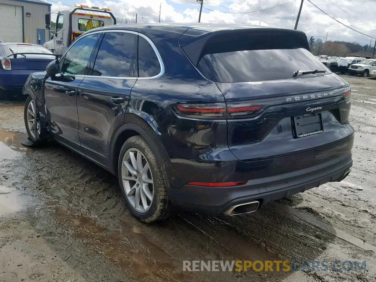 3 fotografías del automóvil dañado WP1AA2AY4KDA04757 PORSCHE CAYENNE 2019