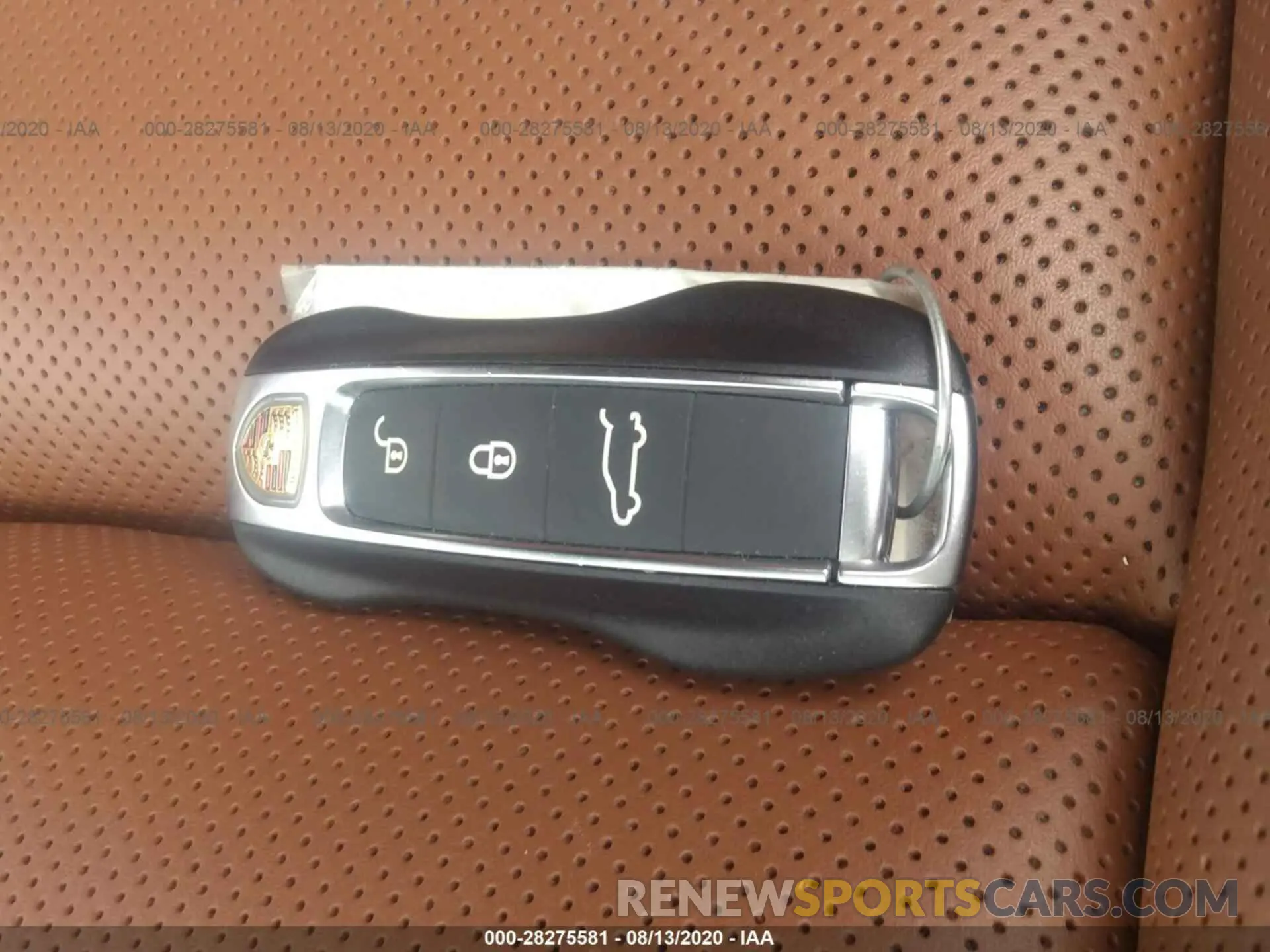 11 fotografías del automóvil dañado WP1AA2AY5KDA04847 PORSCHE CAYENNE 2019
