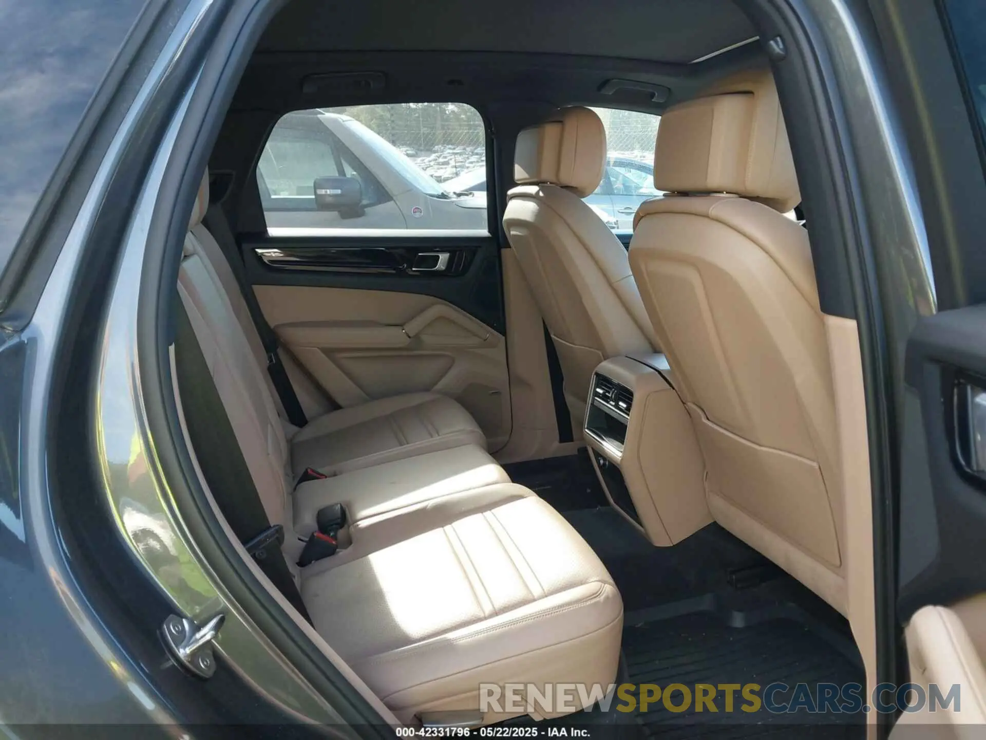 8 fotografías del automóvil dañado WP1AA2AY6KDA08082 PORSCHE CAYENNE 2019