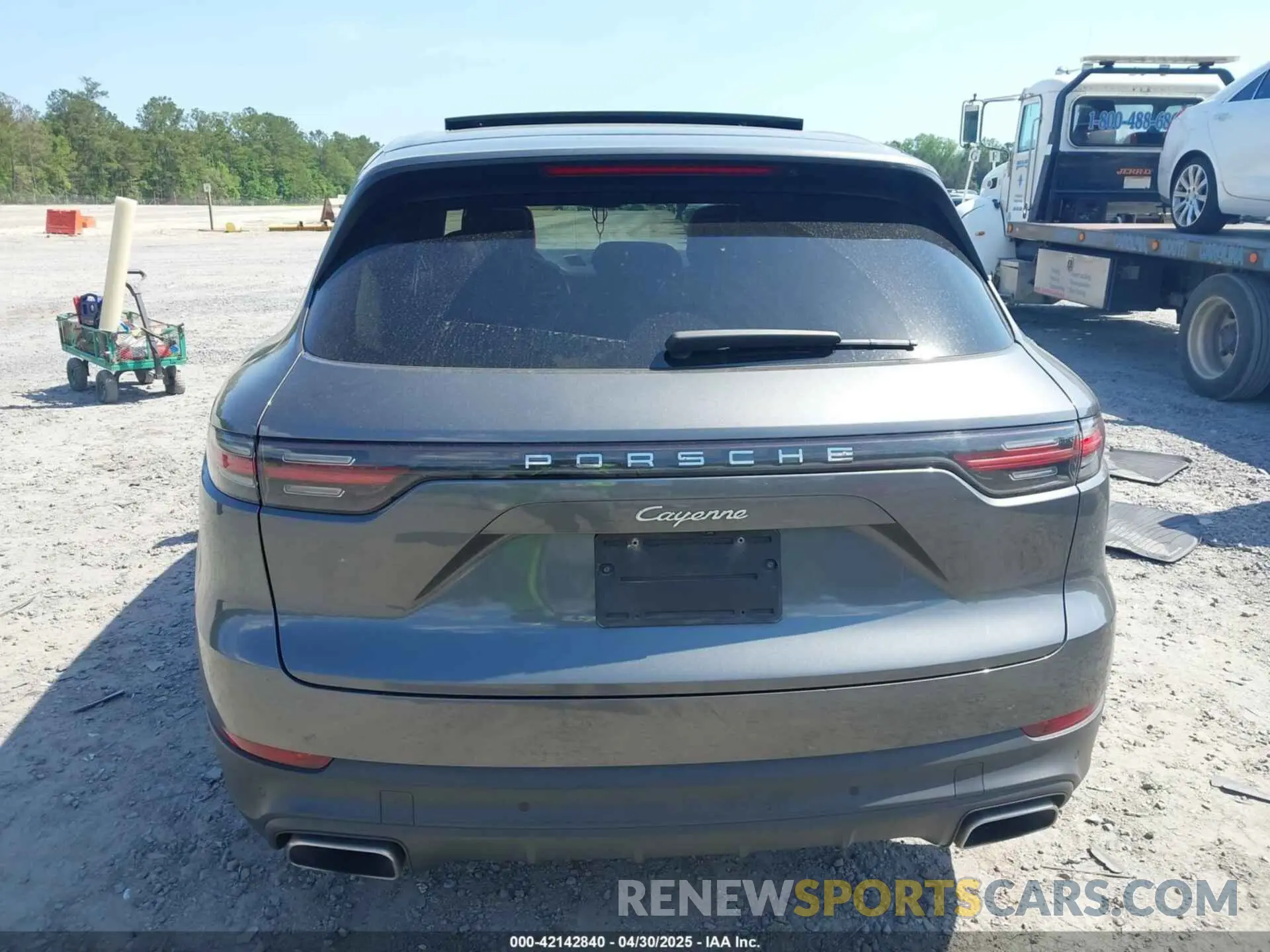 15 fotografías del automóvil dañado WP1AA2AY7KDA05496 PORSCHE CAYENNE 2019