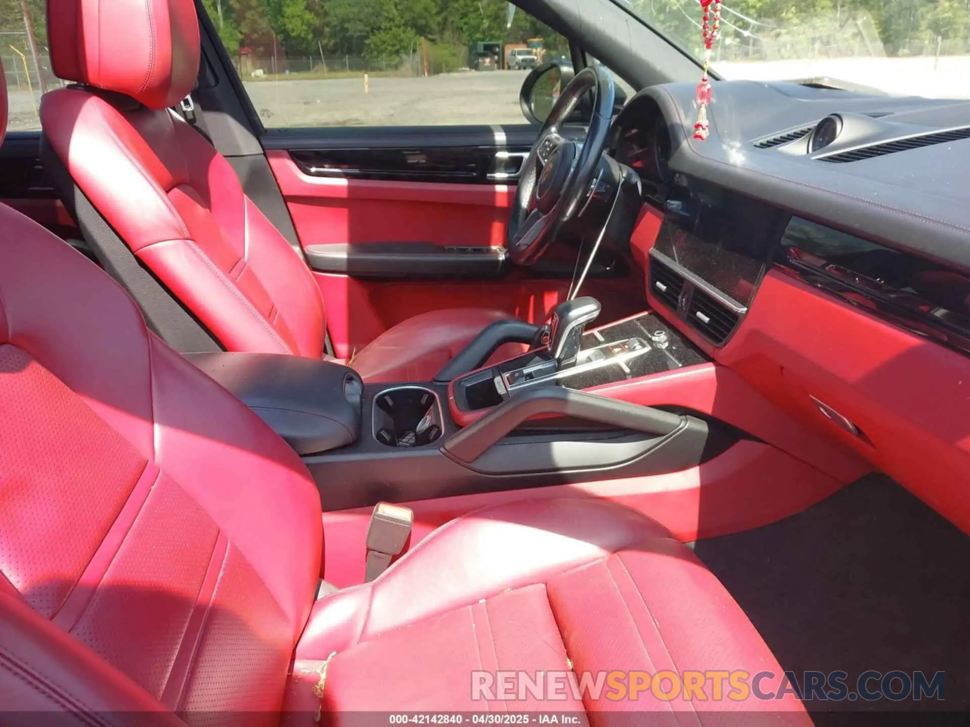 5 fotografías del automóvil dañado WP1AA2AY7KDA05496 PORSCHE CAYENNE 2019