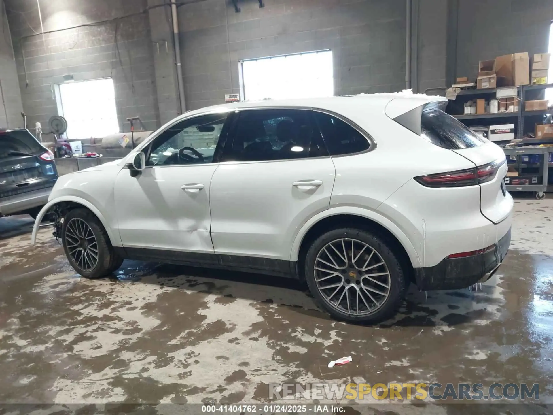 13 fotografías del automóvil dañado WP1AA2AY8KDA10870 PORSCHE CAYENNE 2019