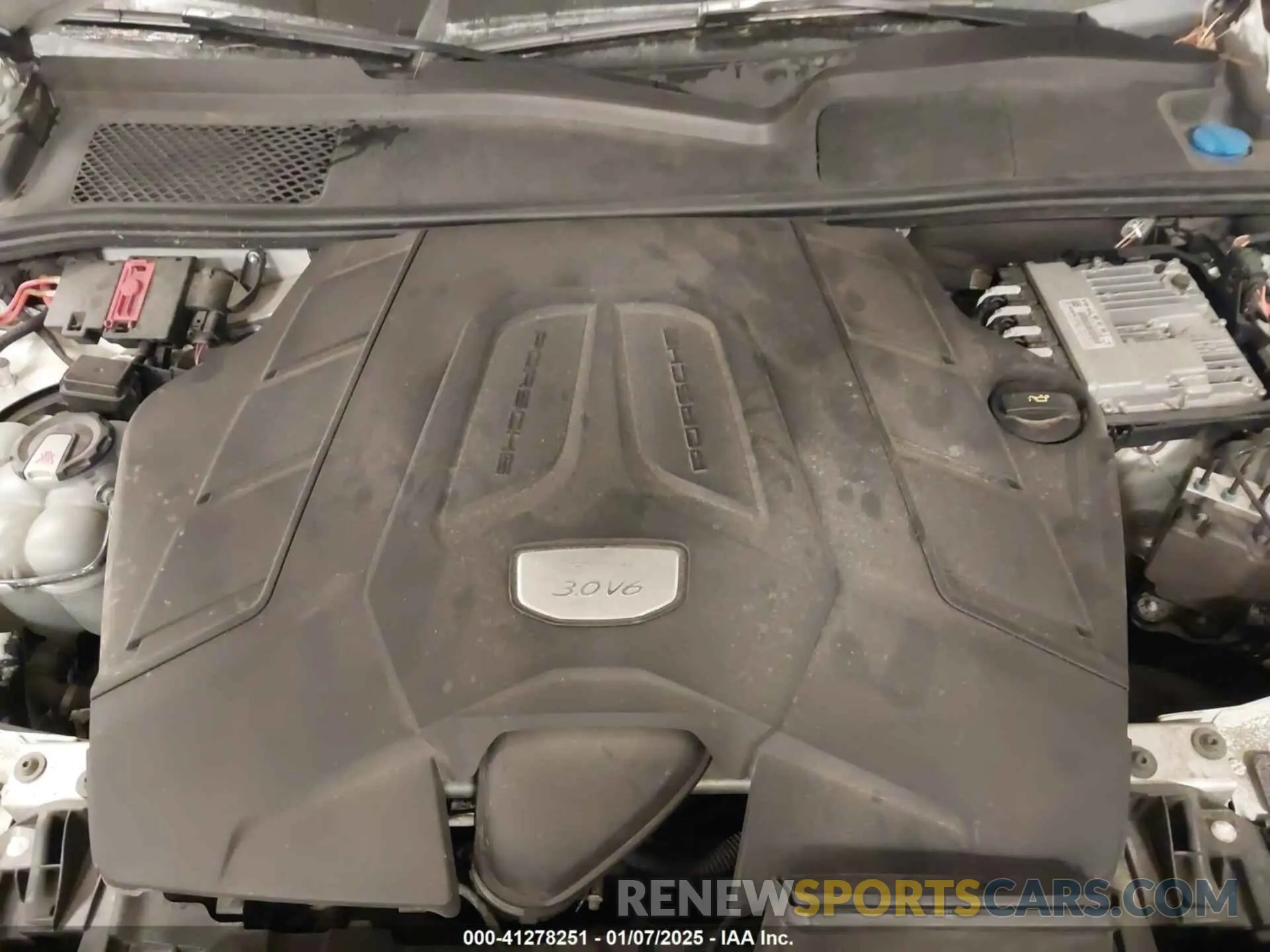 10 fotografías del automóvil dañado WP1AA2AYXKDA01684 PORSCHE CAYENNE 2019