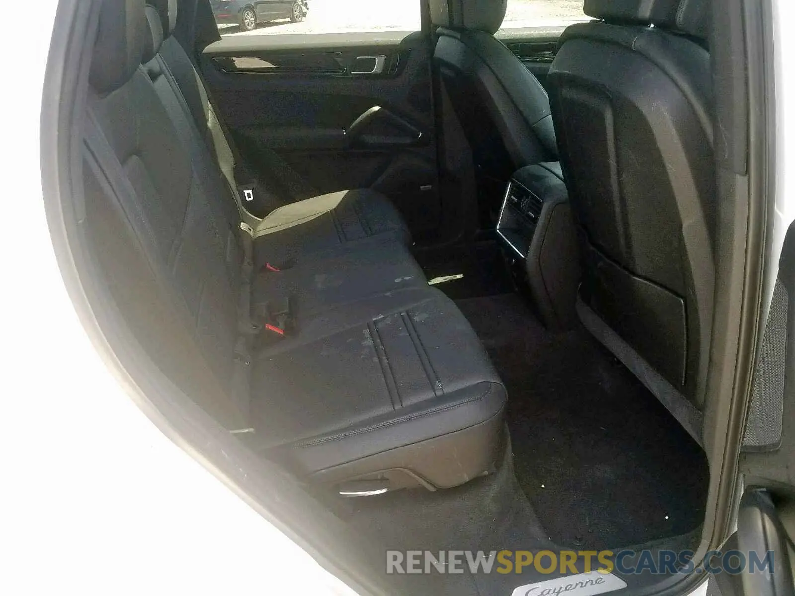 6 fotografías del automóvil dañado WP1AA2AYXKDA07730 PORSCHE CAYENNE 2019