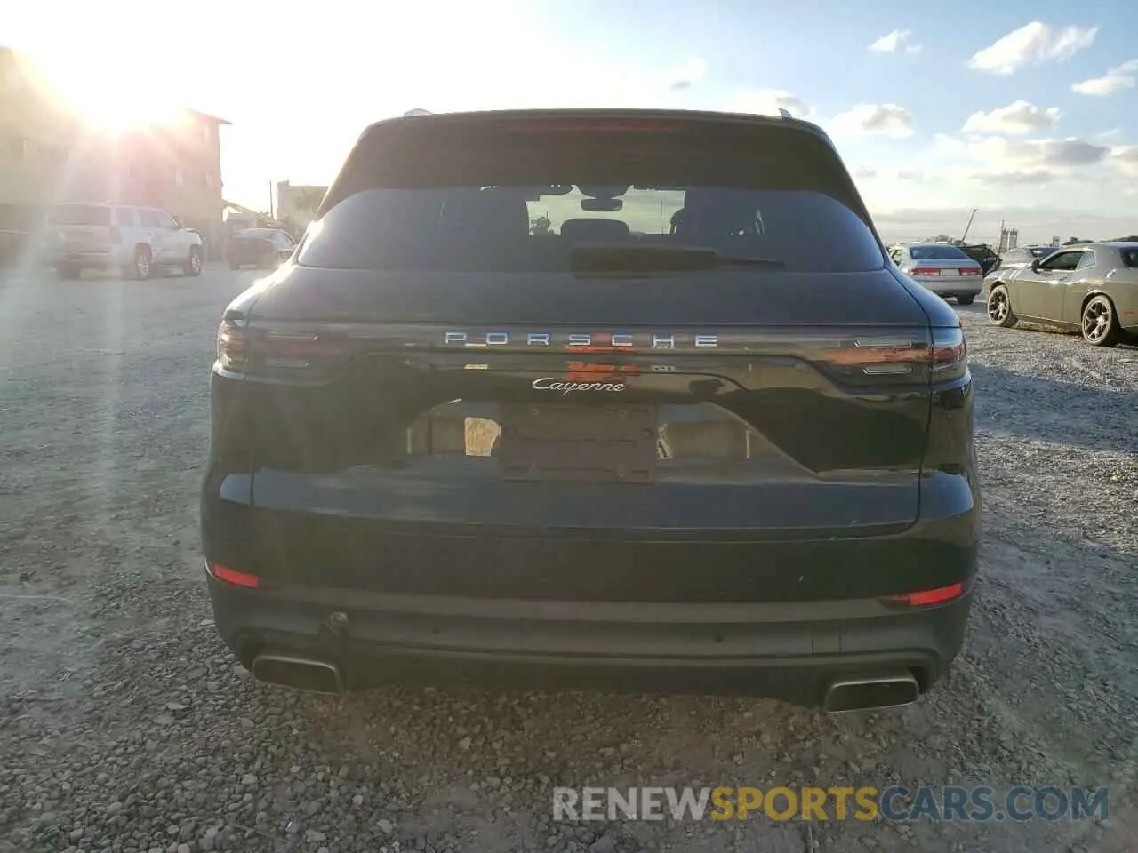 6 fotografías del automóvil dañado WP1AA2AYXKDA10580 PORSCHE CAYENNE 2019