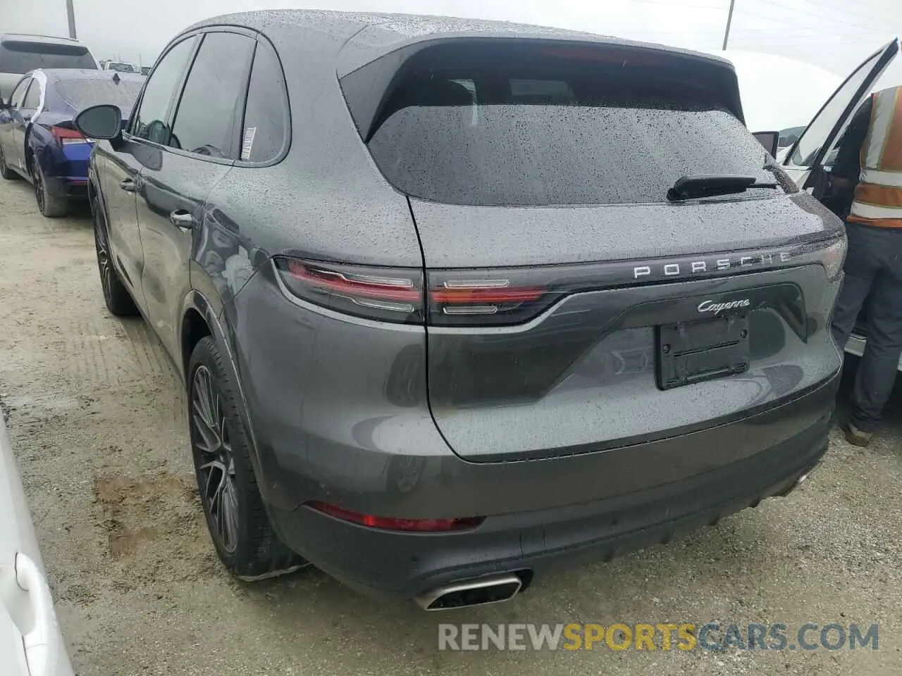 2 fotografías del automóvil dañado WP1AA2AYXKDA10708 PORSCHE CAYENNE 2019