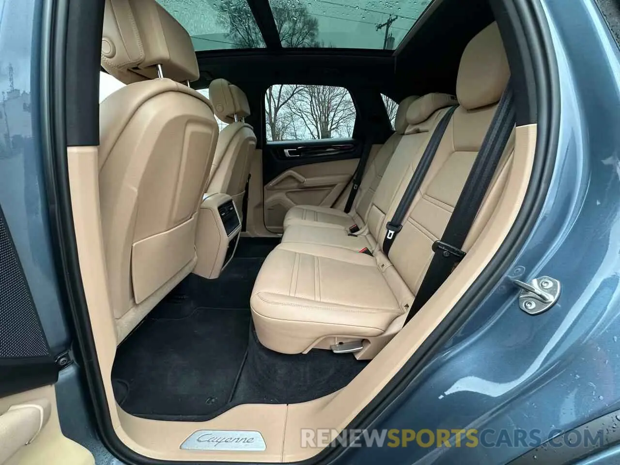13 fotografías del automóvil dañado WP1AB2AY2KDA61391 PORSCHE CAYENNE 2019