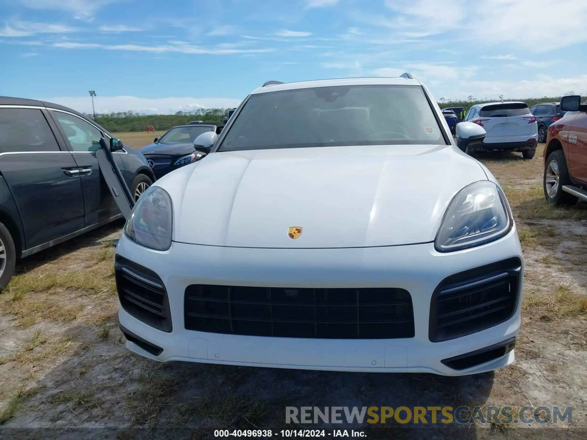 11 fotografías del automóvil dañado WP1AB2AY5KDA64026 PORSCHE CAYENNE 2019