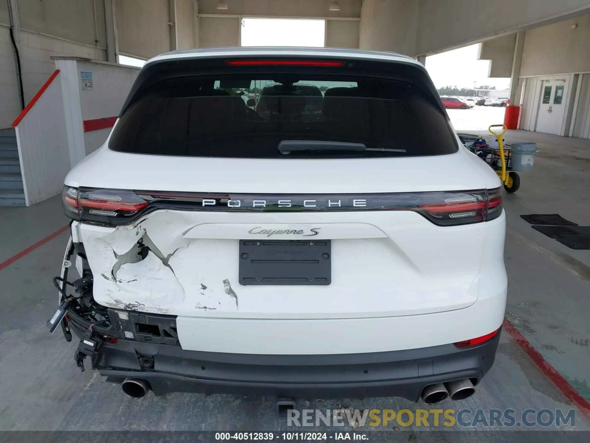 17 fotografías del automóvil dañado WP1AB2AY8KDA63985 PORSCHE CAYENNE 2019