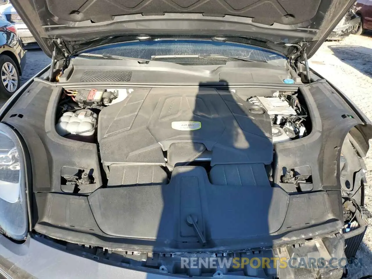 12 fotografías del automóvil dañado WP1AE2AY1KDA51233 PORSCHE CAYENNE 2019