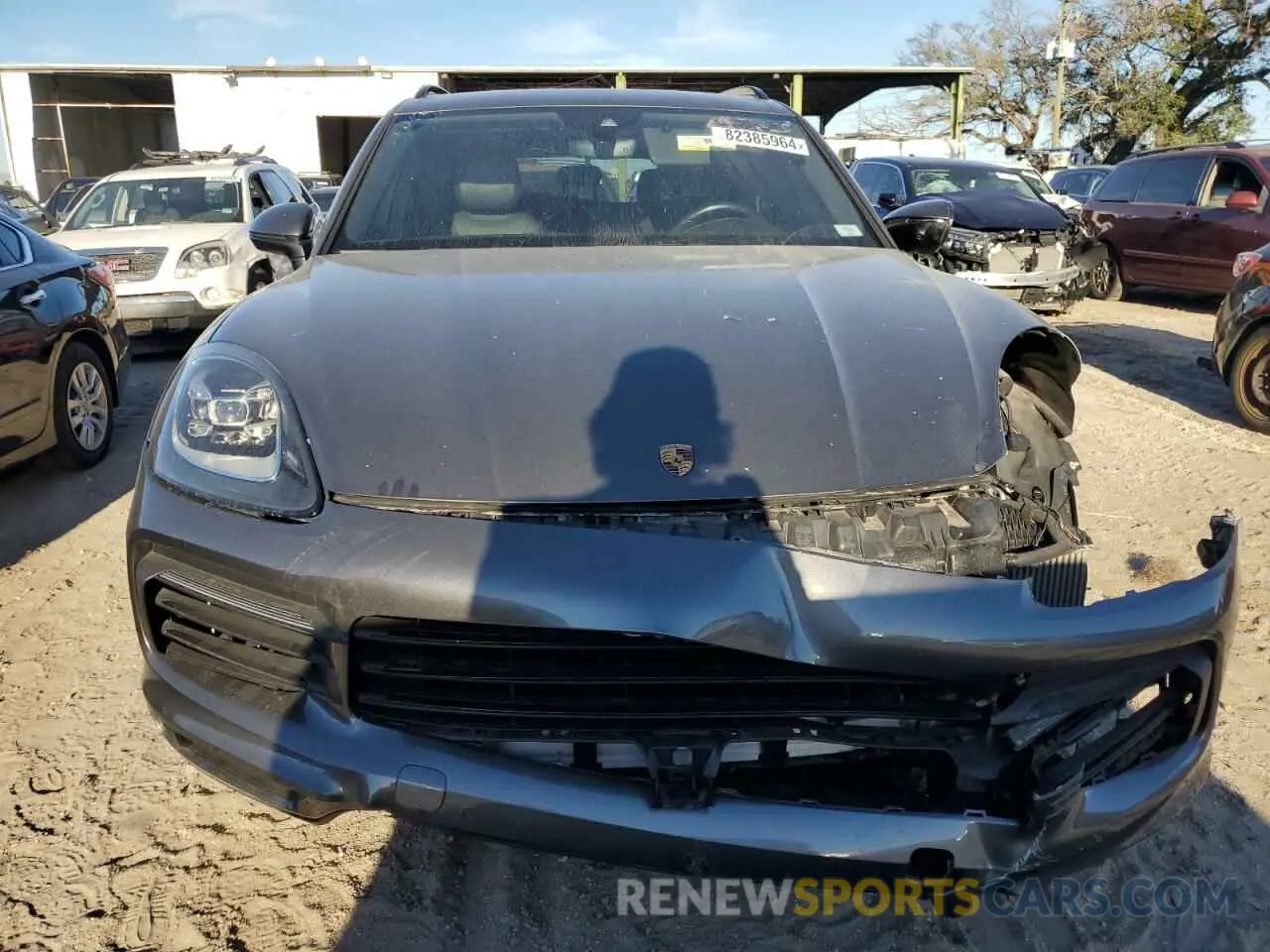 5 fotografías del automóvil dañado WP1AE2AY1KDA51233 PORSCHE CAYENNE 2019