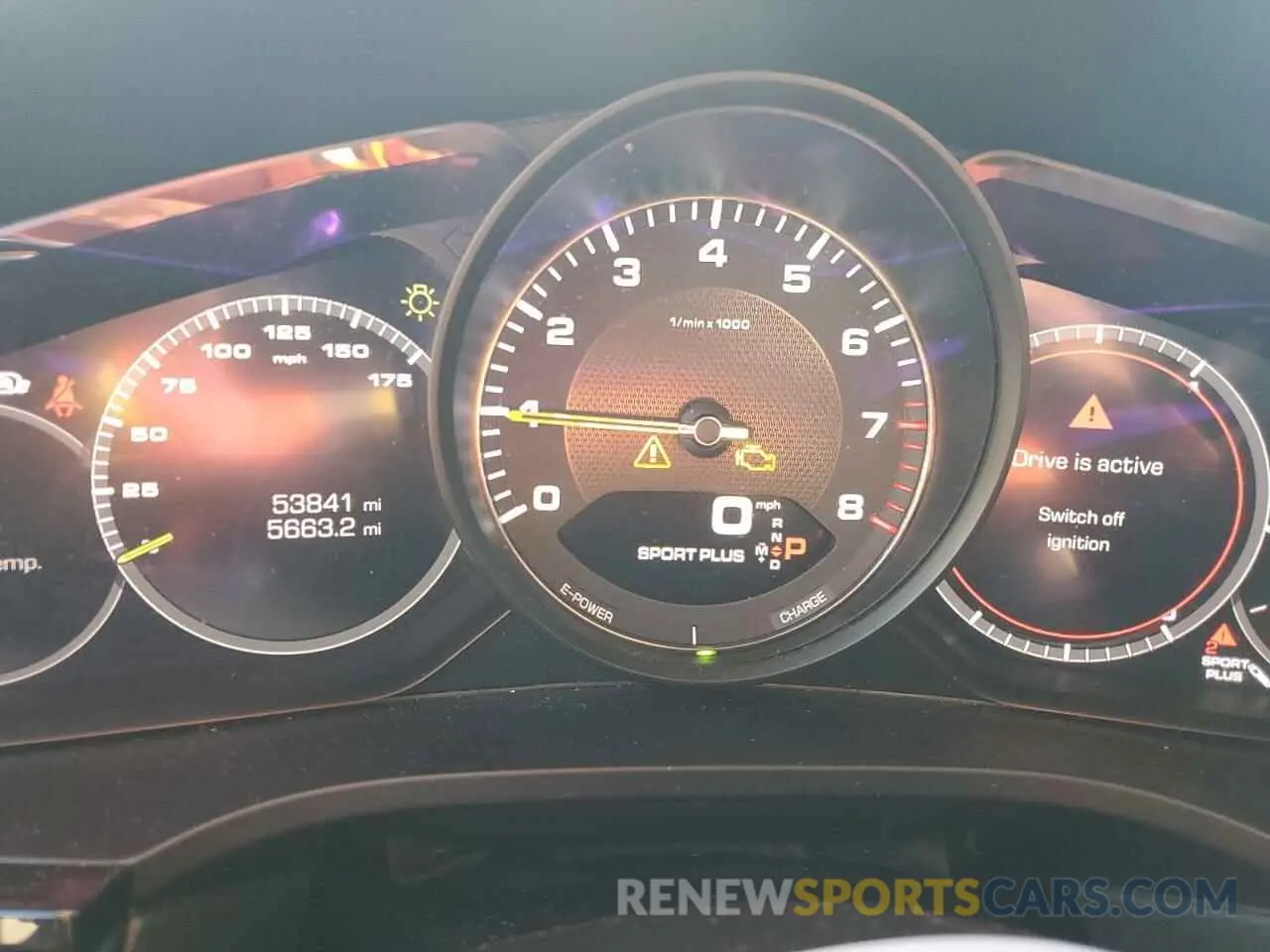 9 fotografías del automóvil dañado WP1AE2AY1KDA51233 PORSCHE CAYENNE 2019